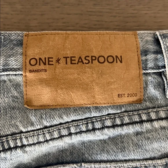 One Teaspoon - Picture 3 of 4